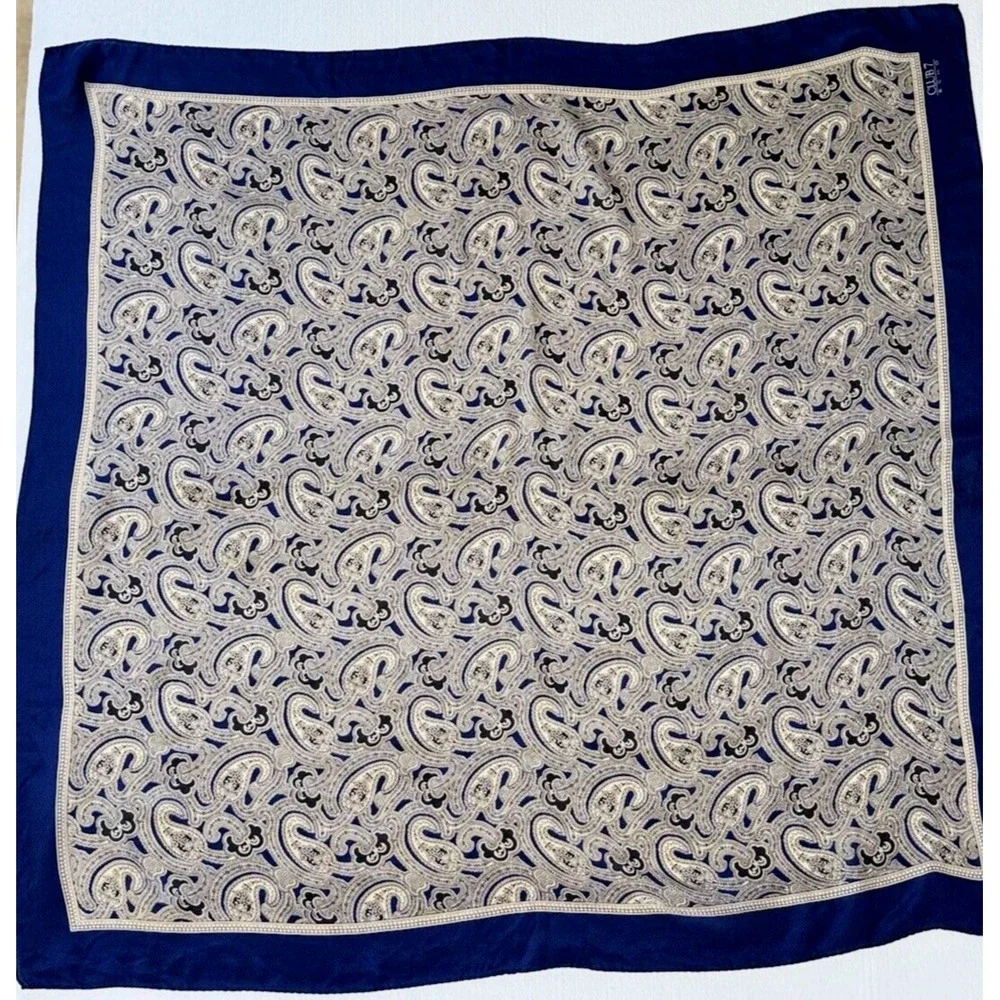 Club 7 ECHO 100% Silk Scarf White Blue Jacobean Paisley Square Neck 30